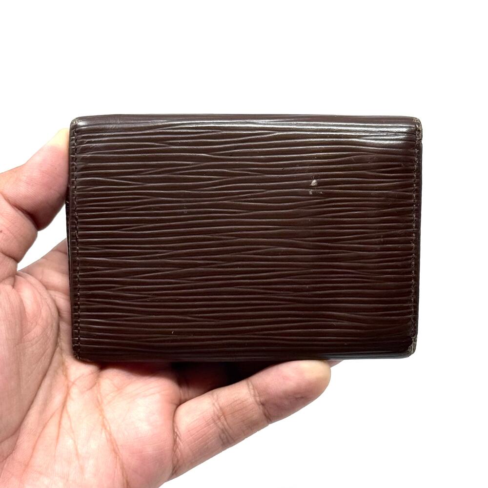 Louis Vuitton Brown Epi Key Case - Picture 7 of 13